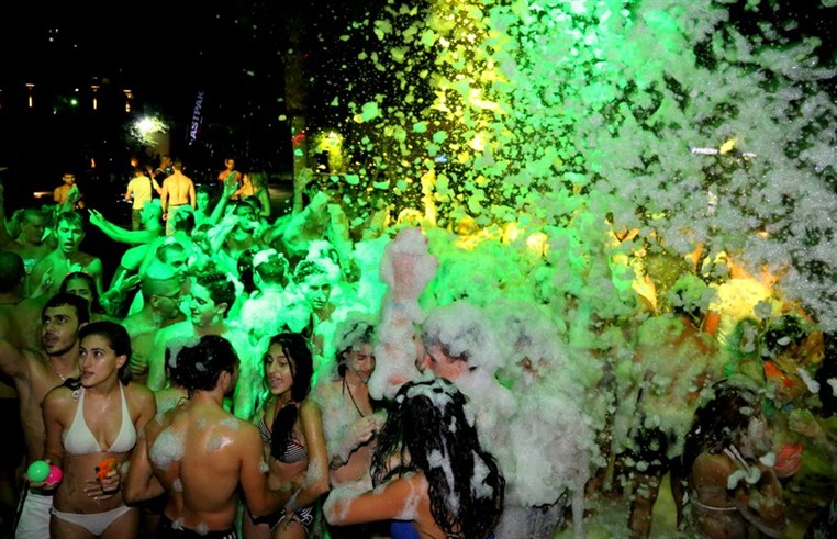 Lebanon Largest FOAM Party 3 (2)